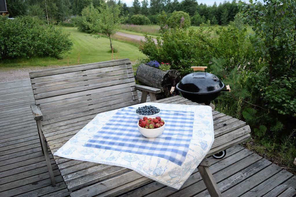 Hotel Hanhi Lapinjärvi Exteriér fotografie