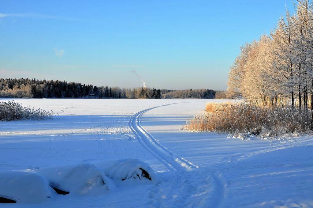 Hotel Hanhi Lapinjärvi Exteriér fotografie